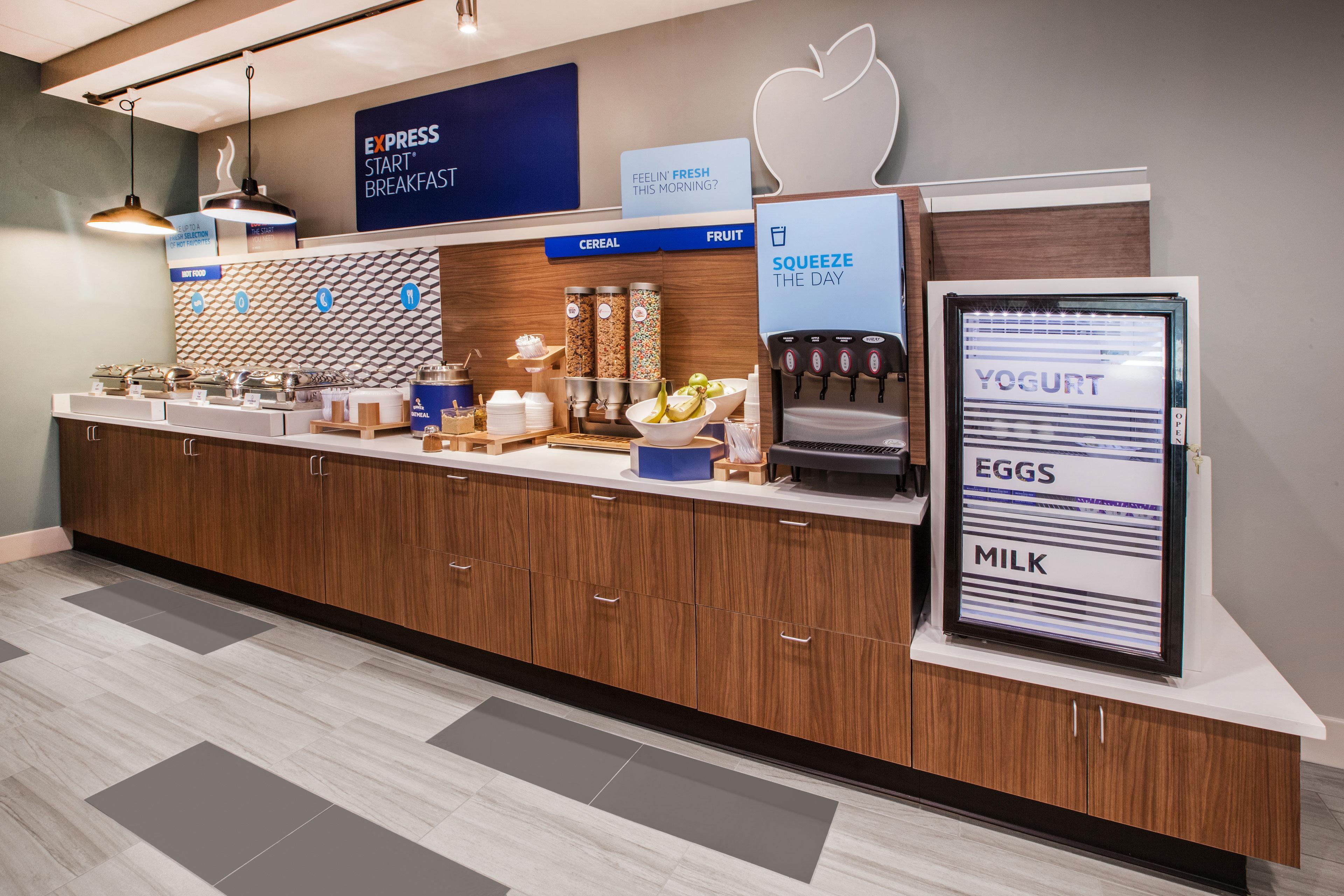 Holiday Inn Express & Suites Dearborn Sw - Detroit Area By Ihg Buitenkant foto
